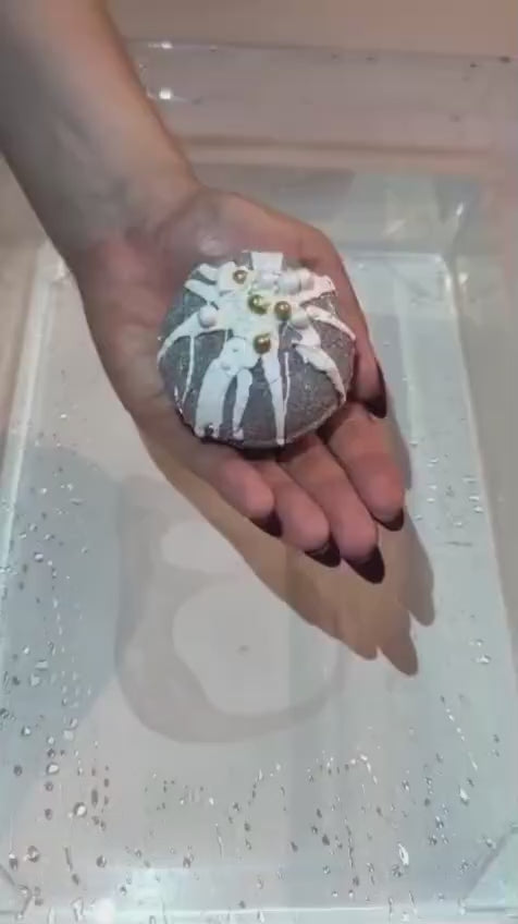 Bomba de Baie Prajitura Oreo – Bila Efervescenta "Cookies & Cream"